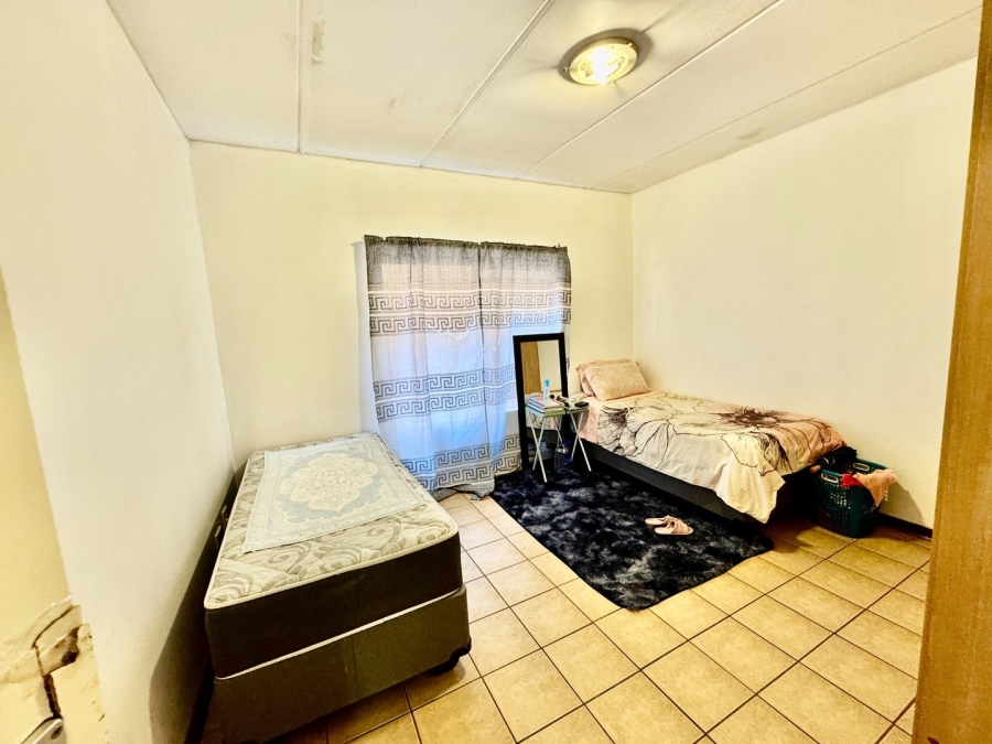 2 Bedroom Property for Sale in Potchefstroom North West